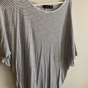 APT. 9 top